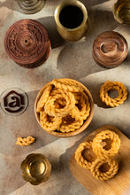 Load image into Gallery viewer, Kai Murukku
